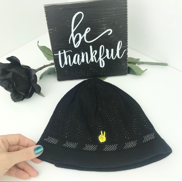 Seger Wool Peace Sign Beanie - Picture 3 of 10